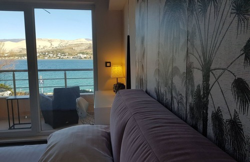 Pag House | Guest house Revelin