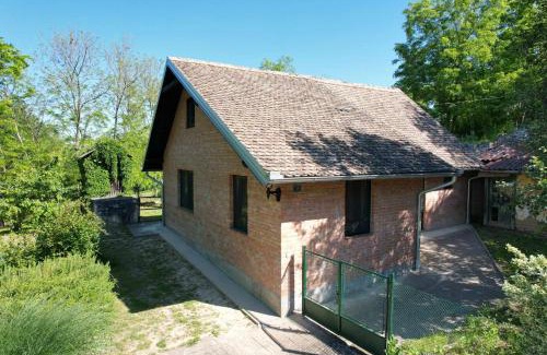 Batina House | Guest House SANIV