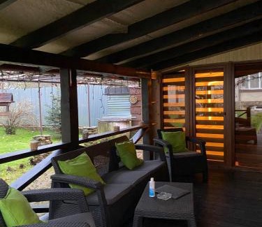 Mizhhirya House | Guest house Shulc