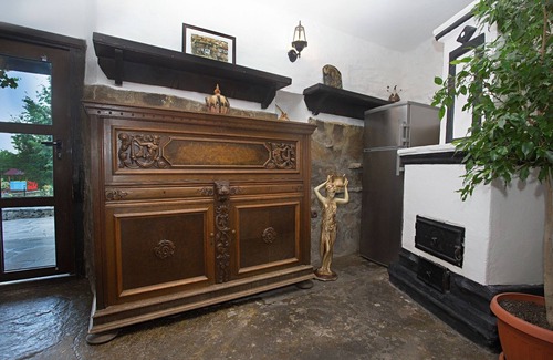 Kostenkovtsi House | Guest House Stone Paths built in 1885 + BBQ - Close to many historical places
