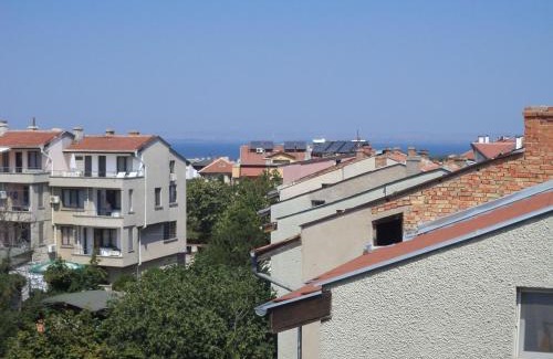 Chernomorets House | Guest house Stoyanovi