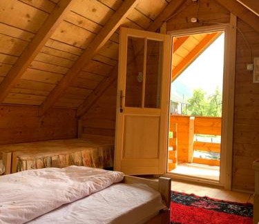 Vusanje House | Guest House Ulaj