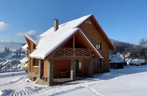 Polyanytsya House | Guest House Velet