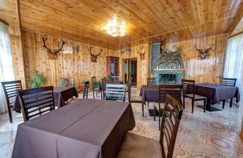 Polyanytsya House | Guest House Velet