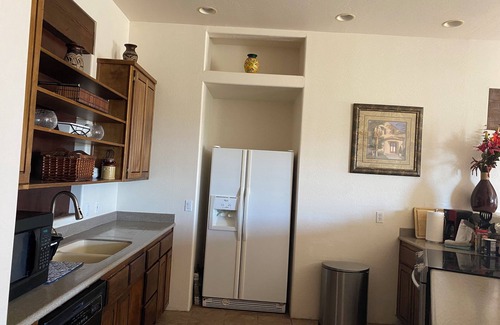 Gold Canyon Apartment | Guest House. Views in Gold Canyon