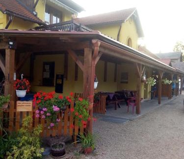Frydstejn House | Guest House Vila Frýdštejn