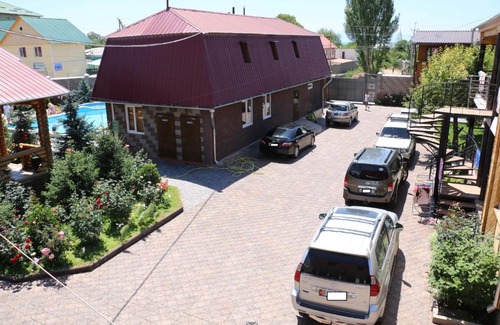 Cholpon-Ata House | Guest house Weekend