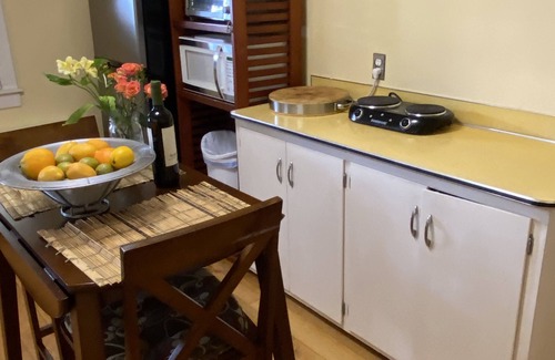 Watkins Glen Apartment | GUEST QUARTER BUNGALOW Lake View State Park Wineries in Village