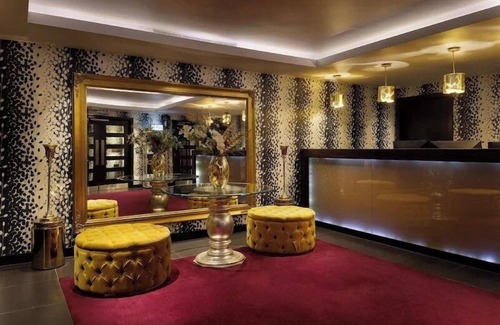 Syon Apartment | Guest Queen Room Near Syon Park LON