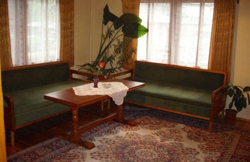 Koprivshtitsa House | Guest Rooms Dona