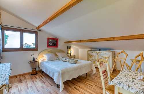 Portiragnes Bed & Breakfast | Guest Rooms 'La Palmeraie' with Sea View, Wi-Fi and Air Conditioning