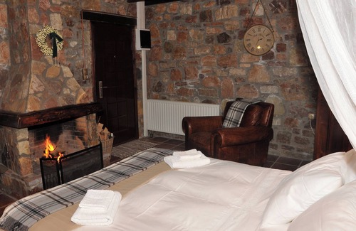Kalambaka Apartment | Guest Stone House in Aidona #1