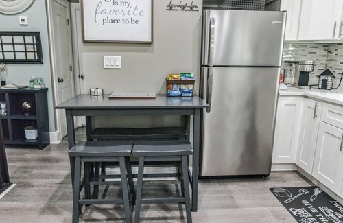 East Flatbush Apartment | Guest suite in Brooklyn, New York, 2nd Floor Unit H