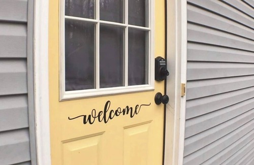 Lincoln House | Guest suite in the woods with private entry