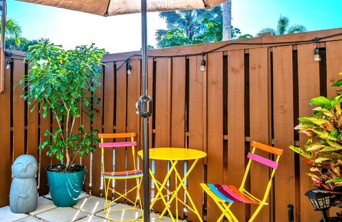 Poinsettia Heights Apartment | Guest Suite with Private Entry & Bath, Charming Patio, Near Beach and Airport
