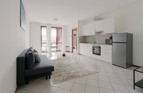 Bruzzano Apartment | GuestHost - Bright Apartment with garden