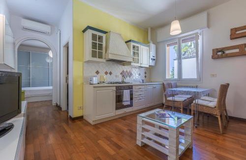 Savena Apartment | GuestHost - Bright Flat Sant Orsola & Villa Laura