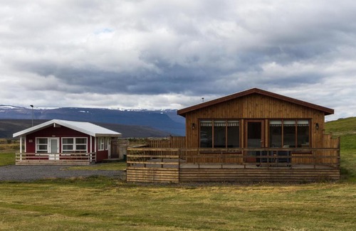 Husavik House | Guesthouse Brekka