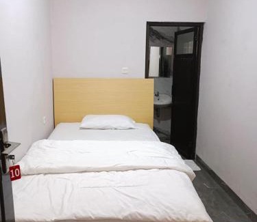 Tarakan House | Guesthouse Cempaka