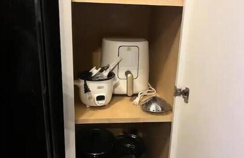 Lakeland North Apartment | Guesthouse centrally located between Tacoma and Seattle! Near Federal Way.