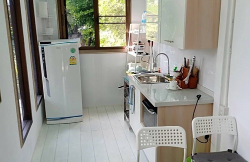 Bang Chalong House | Guesthouse close to Airport
