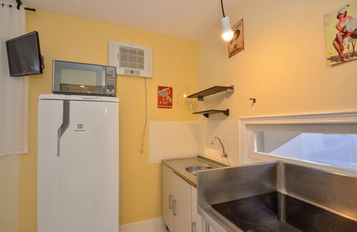 Corrego Grande Apartment | Guesthouse complete with swimming pool near Ufsc and Udesc