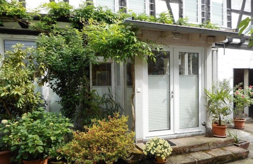 Heuchelheim-Klingen Apartment | Guesthouse and apartment Im Creativhof - 2-bed apartment