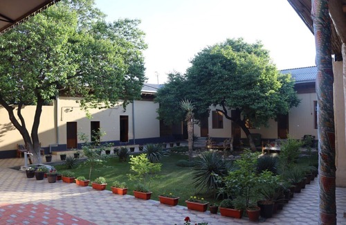 Margilan House | Guesthouse Ikathouse