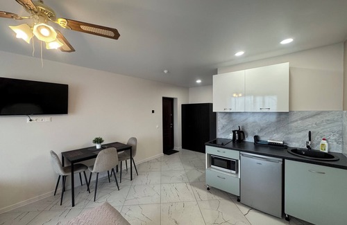Siauliai Apartment | Guesthouse Imperia 8