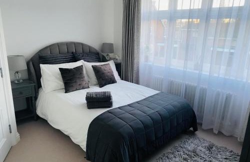 Fleet House | Guesthouse in Central Fleet