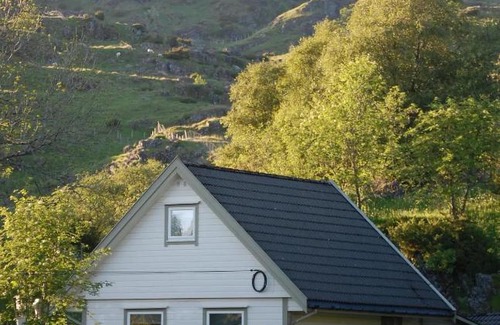 Radoy House | Guesthouse in Manger, Radøy Island
