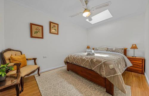 West Gosford House | Guesthouse in W Gosford Centre