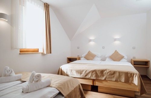 Slovenska Bistrica House | Guesthouse Iršič