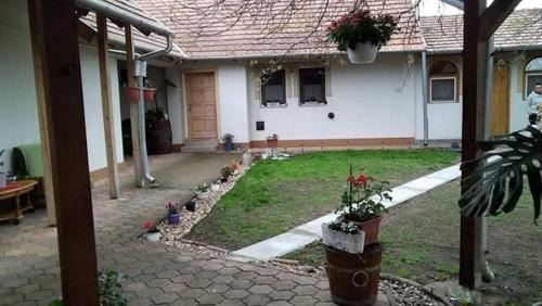 Egerszalok House | Guesthouse Kohári