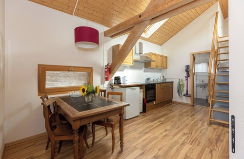 Murist Apartment | Guesthouse la Molière *, NEW ! 3 bedrooms, garden and private terrace