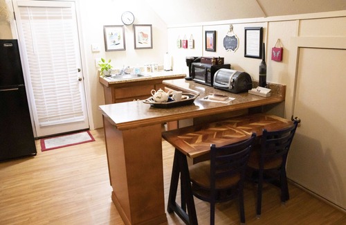 Ferndale Cottage | Guesthouse Loft at Starlight Ridge.
