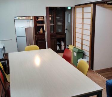 Isinomaki Apartment | Guesthouse MARU 1日1組 貸切の民泊 丸 ファミリー グループ向け民家の宿 Vintage House, Parking, Free Wifi, Smoke free