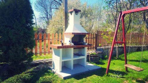 Emen House | Guesthouse Nigovanka
