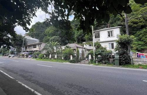 Kvariati Apartment | Guesthouse Nuri in Kvariati