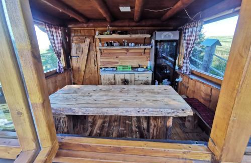 Pitomine House | Guesthouse Planinarski dom Neviđen'o