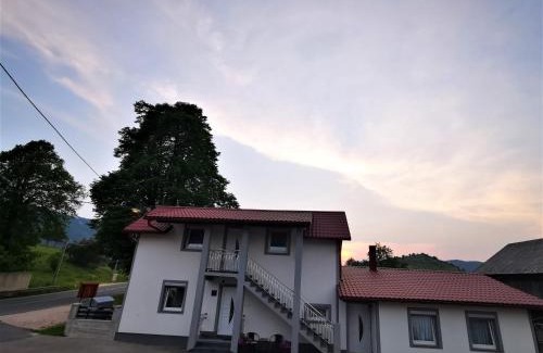 Vrhovine House | Guesthouse Samolov