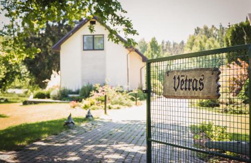 Pieriga House | Guesthouse Vetras viesu māja Vētras