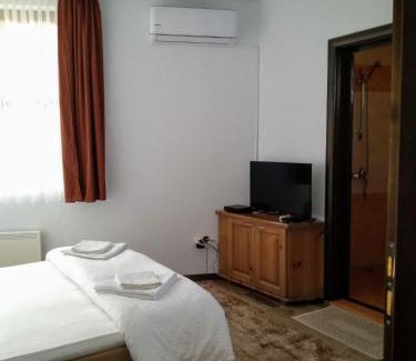 Melnik House | Guesthouse White Margarit