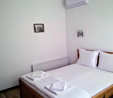 Melnik House | Guesthouse White Margarit