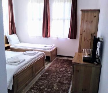 Melnik House | Guesthouse White Margarit