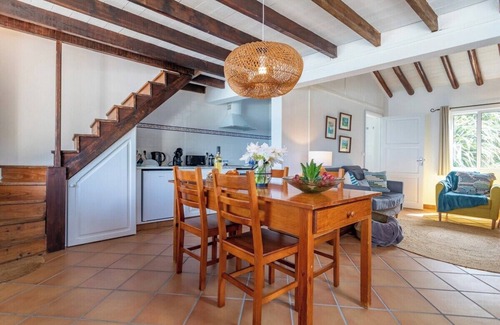 Ribeira Grande Apartment | GuestReady - Beachfront Casa da Praia