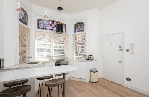 West Kensington Apartment | GuestReady - Beautiful 2BR Flat for 6 guests