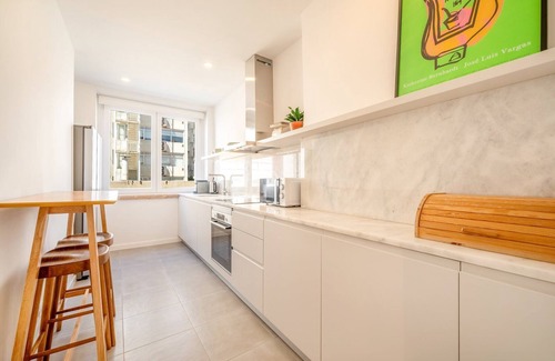 Alvalade Apartment | GuestReady - Bright and airy Lisbon retreat