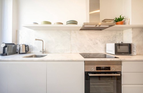 Alvalade Apartment | GuestReady - Bright and airy Lisbon retreat