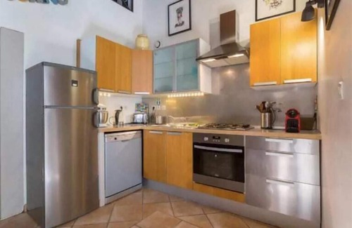Grande Cote - Annonciade Apartment | GuestReady - Bright and Modern Croix-Paquet Loft